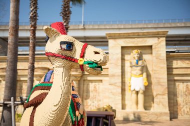 legoland de deve ve firavun heykeli, Japonya