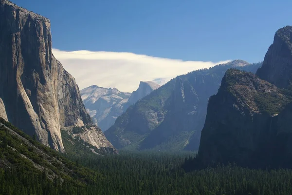 Krásná Krajina Poloviny Kopule Yosemitského Národního Parku Kalifornie Usa Údolí — Stock fotografie