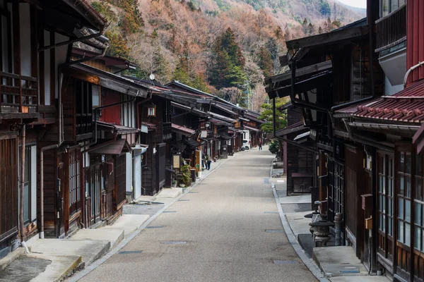 나라이 주쿠는 나가노의 계곡의 근처에 역사적 마을과 가옥들을 추부에 여행지 — 스톡 사진
