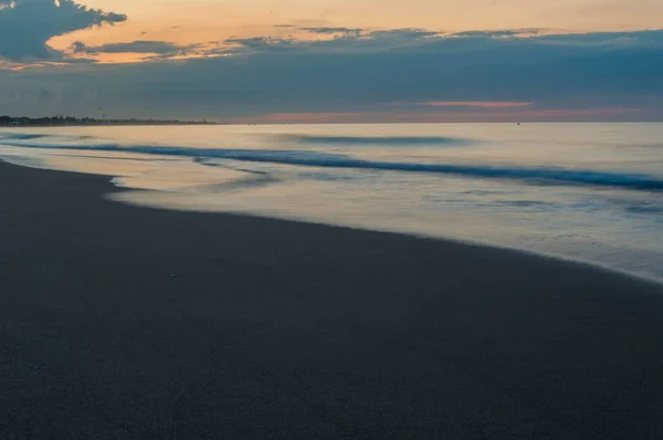 Landscape photo of the beach of Port Ginesta in Barcelona. — Stock Photo, Image