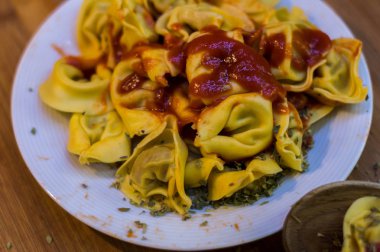 Domatesli et liyadosu tabağı