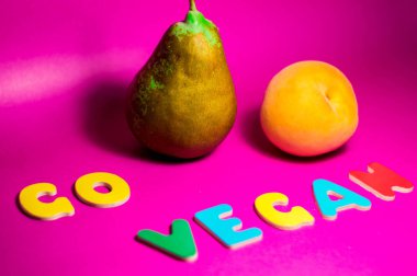 Kindar bir mesaj ile renkli ahşap harflerin Fotoğraf.