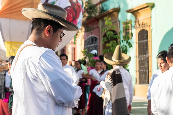 Oaxaca Oaxaca Meksyk Lipca 2019 Młody Człowiek Ubrany Tradycyjne Ubrania — Zdjęcie stockowe