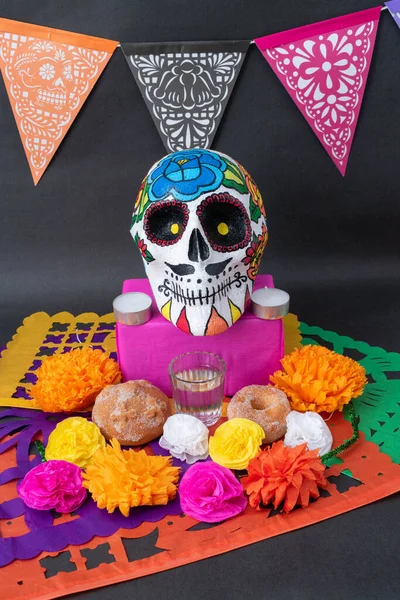 Dia Mexicano Tradicional Altar Oferta Morto Com Papel Corte Crânio — Fotografia de Stock