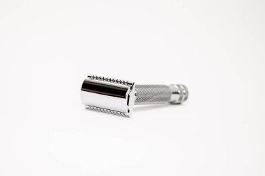 Erkekler için metal tıraş makinesi