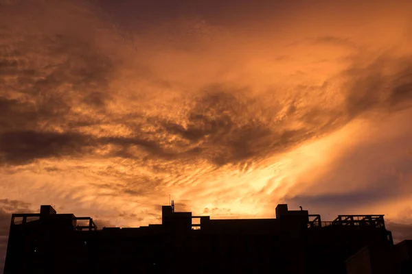 Hermoso Cielo Nocturno Con Nubes Blancas — Foto de Stock