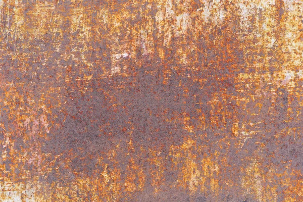 卷曲金属冠冕质感 老旧生锈的金属板严重老化的腐蚀污迹造成了一个模糊的框架 — 图库照片