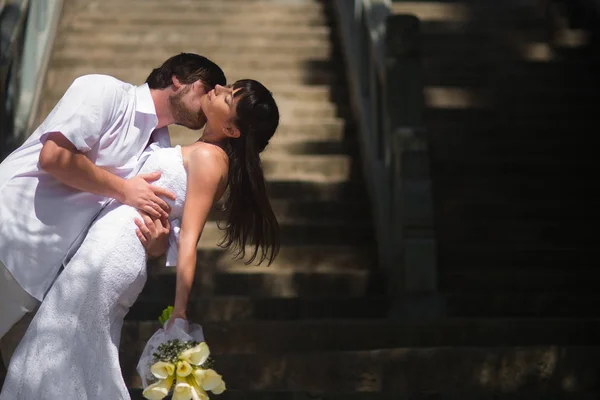 Groom Kisses Bride Stone Steps — Stock Photo, Image