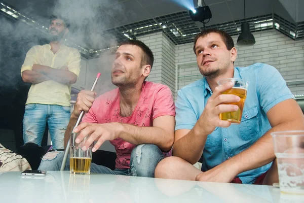 Friends Men Drink Beer Smoke Hookah Have Fun Sitting Table — Stock Photo, Image