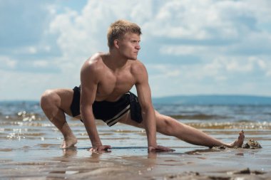 sporcu eğitim denize karşı önce ısınmak