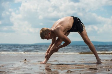 sporcu eğitim denize karşı önce ısınmak