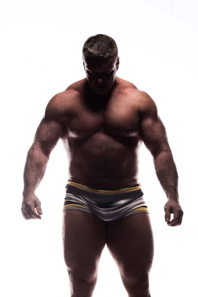 Grande Homem Poderoso Mostrando Seus Músculos Estúdio Sem Uma Camisa — Fotografia de Stock