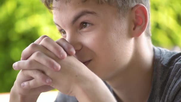 Teen boy emotional portrait — Stock Video