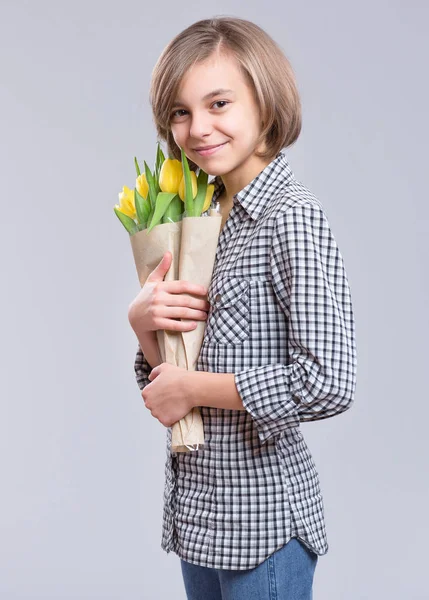 Meisje met bloemen — Zdjęcie stockowe