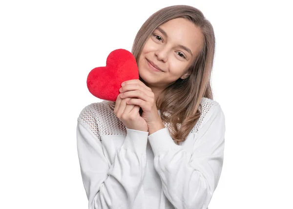 Menina adolescente com coração vermelho — Fotografia de Stock