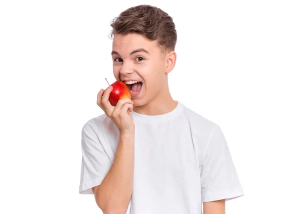 Adolescente chico con verduras — Foto de Stock