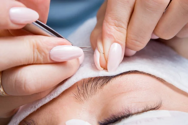 Concepto Belleza Moda Procedimiento Extensión Pestañas Ojo Mujer Con Pestañas — Foto de Stock