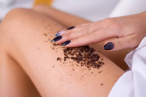 Closeup Woman Legs Coffee Massage Scrub Cosmetology Grooming Spa Cosmetic — Stock Photo, Image