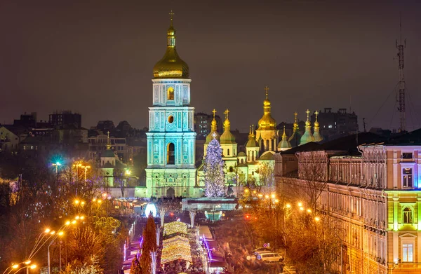 Uitzicht op Saint Sophia Cathedral, een Unesco world heritage site in Kiev, Oekraïne — Stockfoto