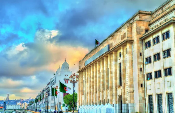Assembleia Nacional da Argélia em Argel, a capital — Fotografia de Stock