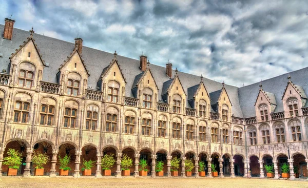 Дворец князей-епископов в Льеже, Бельгия — стоковое фото