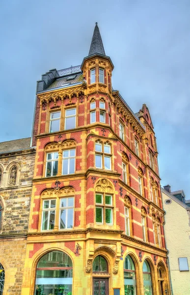 Edificios en el casco antiguo de Aquisgrán, Alemania — Foto de Stock