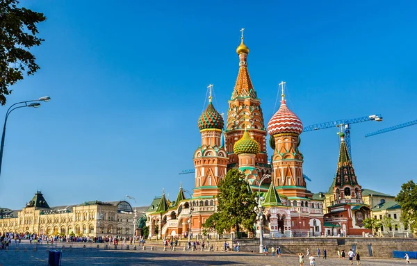 Catedral de São Basílio na Praça Vermelha de Moscou — Fotografia de Stock