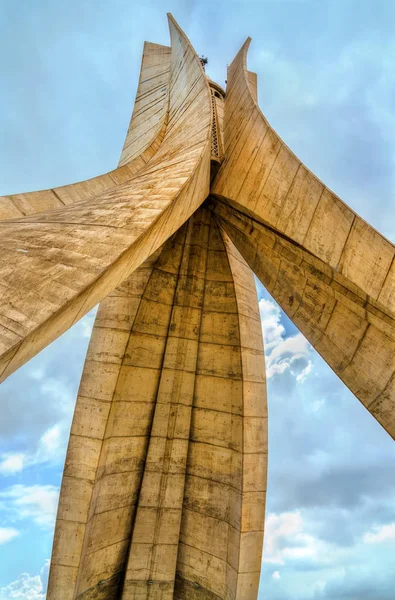 Mémorial des martyrs pour les héros tués pendant la guerre d'indépendance algérienne. Alger — Photo