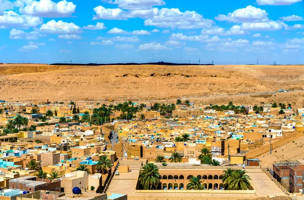 Blick auf beni isguen, eine Stadt im Mzab-Tal. UNESCO-Welterbe in Algerien — Stockfoto