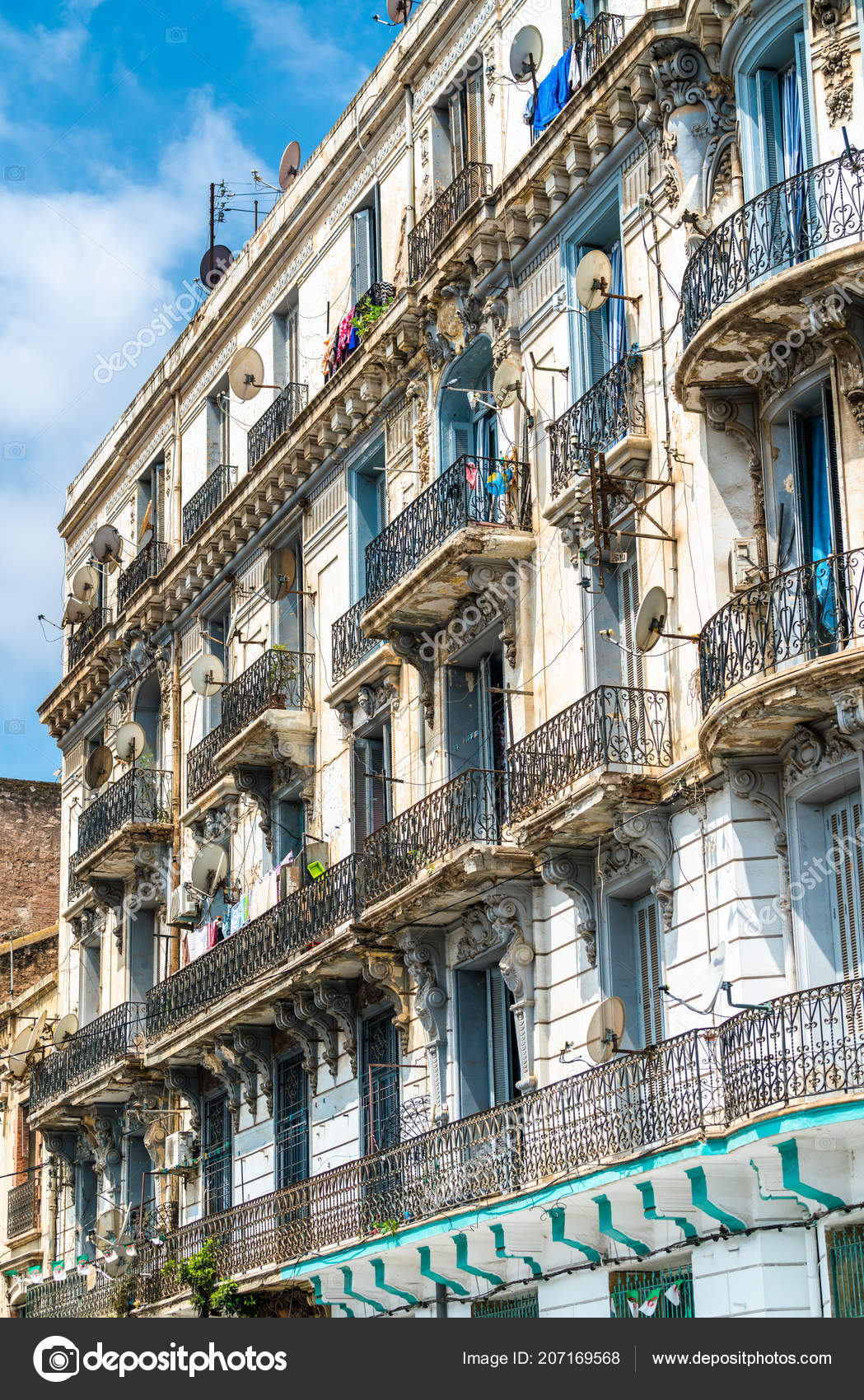 Bâtiments à Oran, une ville majeure en Algérie image libre ...