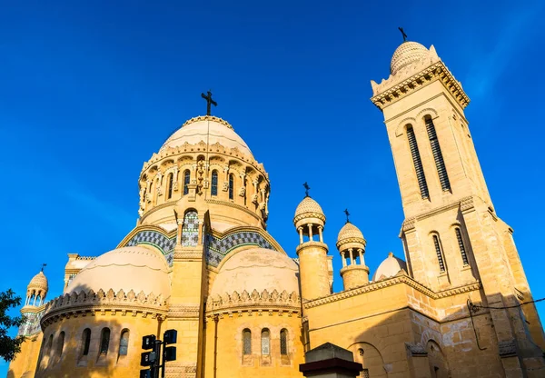 Basílica Nossa Senhora da África em Argel, Argélia — Fotografia de Stock
