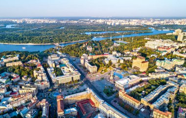 Bağımsızlık Meydanı - Maidan Nezalezhnosti ve diğer yerler Kiev, Ukrayna'nın havadan görünümü