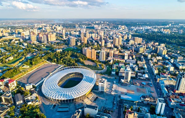 Nézd, az olimpiai stadion, Kiev, Ukrajna — Stock Fotó