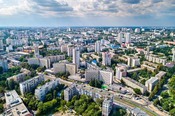 Widok z lotu ptaka National University techniczne Ukrainy, znany również jako Igor Sikorski Kijów na Politechnice — Zdjęcie stockowe