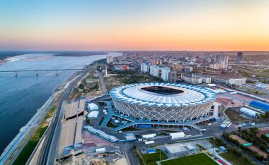 Volga Nehri kıyısında Volgograd arenanın havadan görünümü. Rusya