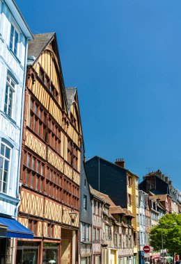 Rouen, Fransa'nın eski şehirde geleneksel yarı ahşap evleri