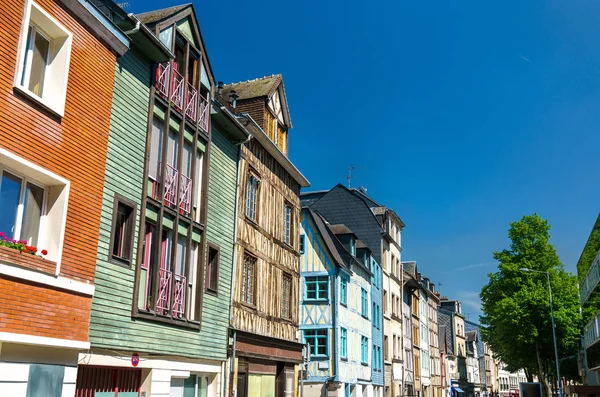 Традиційна Фахверкові будинки в Старому місті Руан, Франція — стокове фото