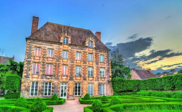 Historic building in Dreux, France — Stock Photo, Image