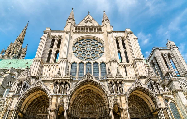 Kathedraal van onze lieve vrouw van chartres in Frankrijk — Stockfoto