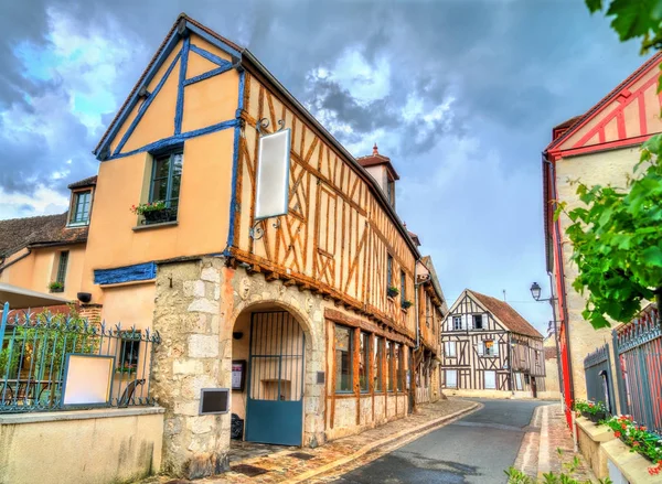 Casas tradicionais na cidade velha de Provins, França — Fotografia de Stock