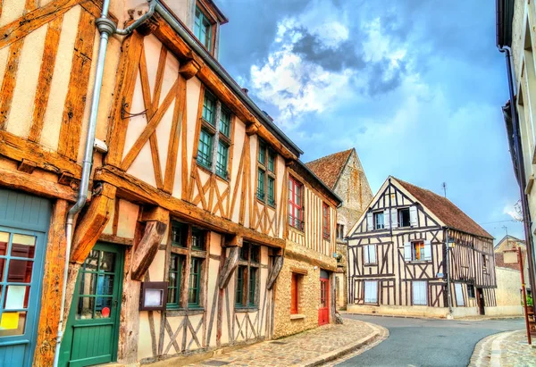 Traditionele huizen in de oude binnenstad van Provins, Frankrijk — Stockfoto