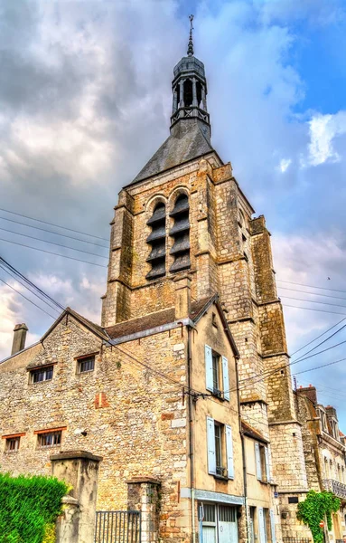 De Notre-Dame-du-Val toren in Provins, Frankrijk — Stockfoto