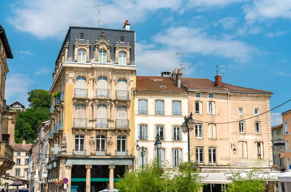 Edificios típicos franceses en Epinal, Francia — Foto de Stock