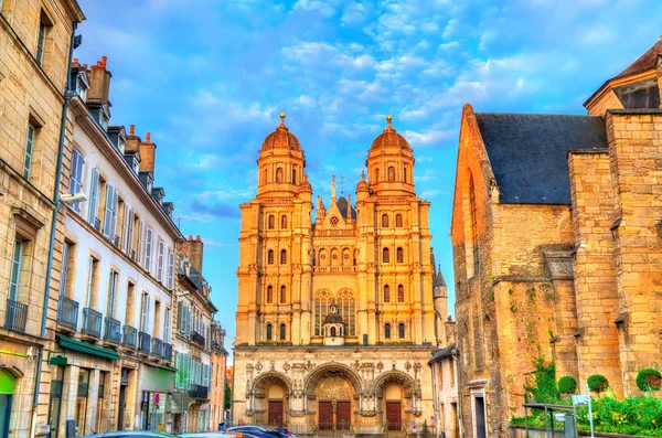 Iglesia de Saint Michel en Dijon, Francia — Foto de Stock