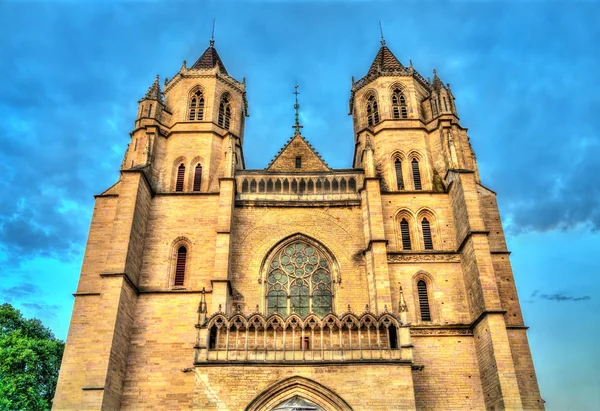 Catedral de Dijon en Francia de San Benigno — Foto de Stock