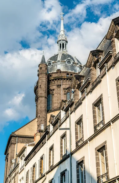 Die kirche Saint-pierre-des-minimes in clermont-ferrand, frankreich — Stockfoto