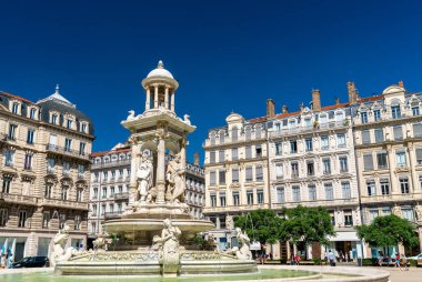 Çeşmede Place des Jacobins Lyon, Fransa