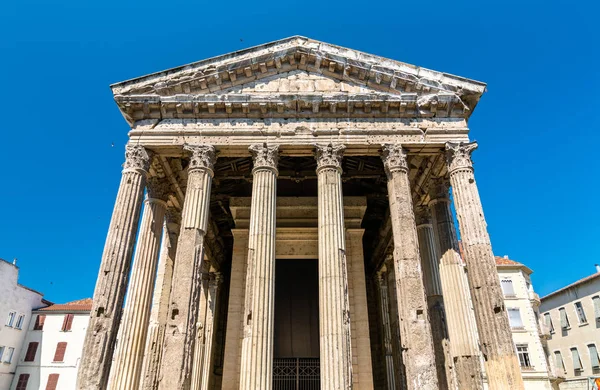 Храм Августа і Лівії у В "єнні (Франція). — стокове фото