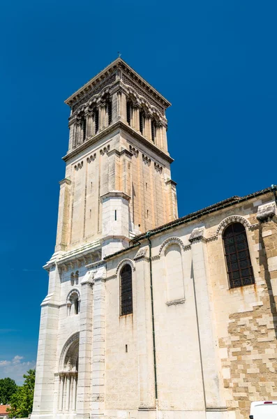 La Catedral de Valence, una iglesia católica en Francia — Foto de Stock
