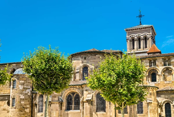De kathedraal van Valence, een rooms-katholieke kerk in Frankrijk — Stockfoto